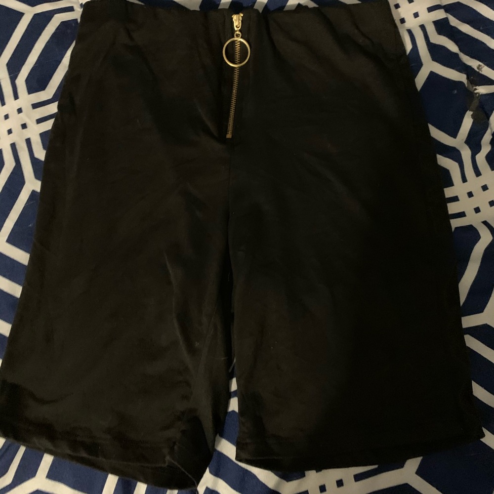 zip up shorts